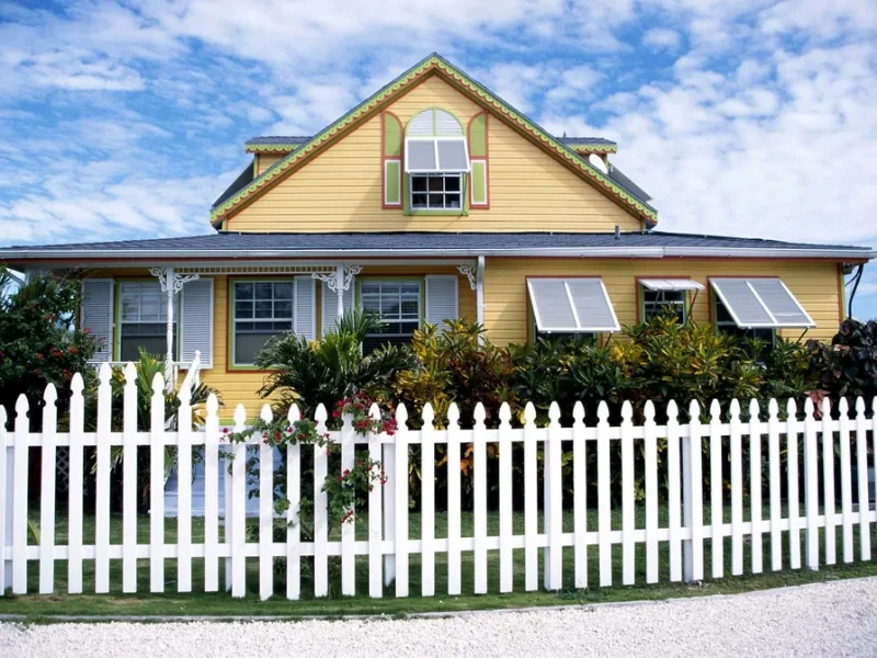 Wood Fence Building